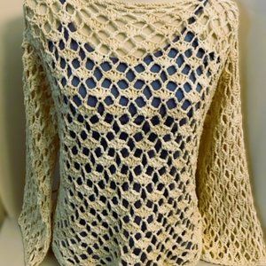 CREAM HANDMADE CROCHET -100% COTTON CROPTOP OVERLAY WITH SLEEVES - NWOT- SIZE M